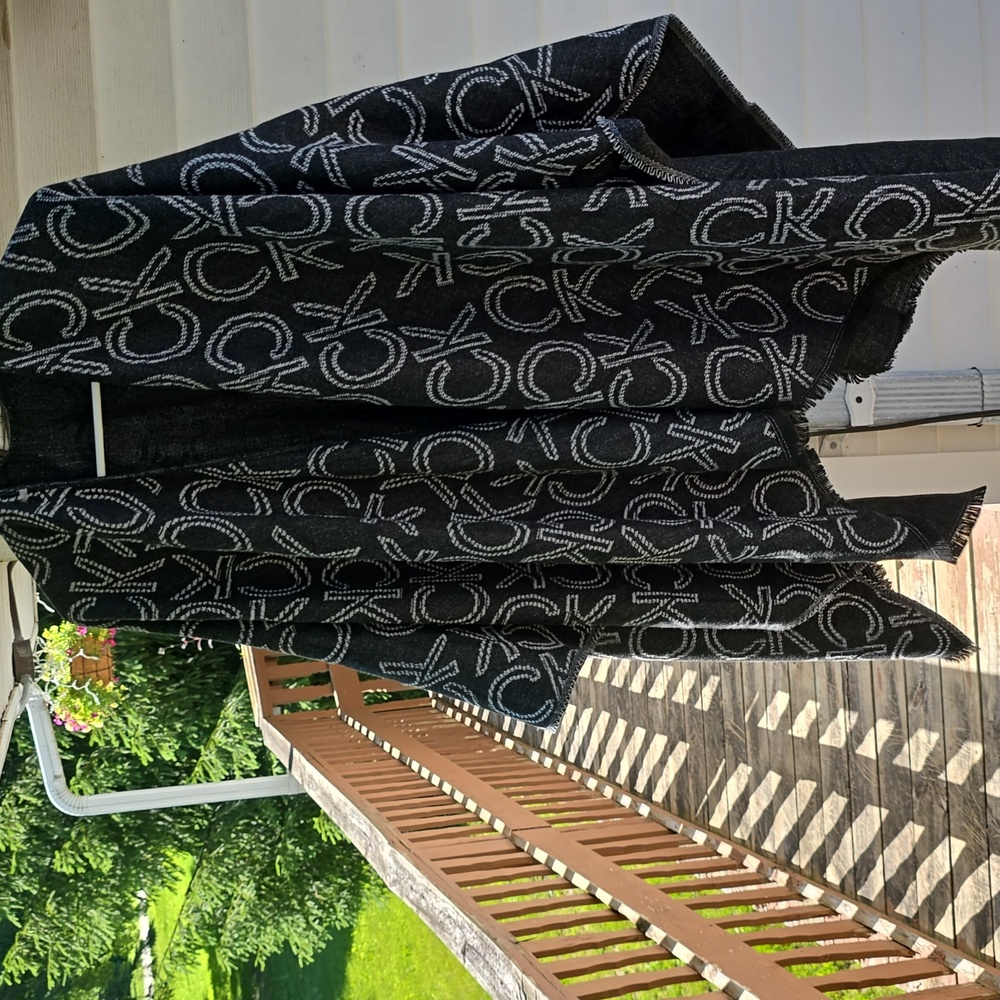 Calvin Klein Shawl